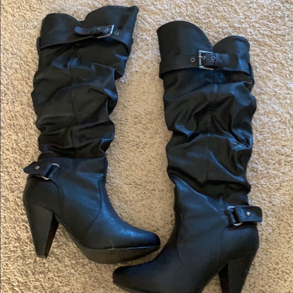 Black knee hi boots